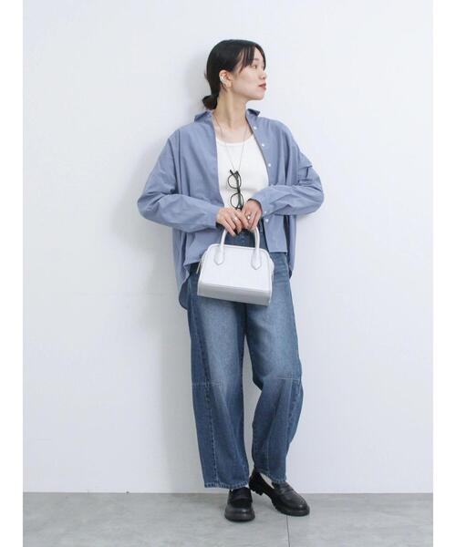 Samansa Mos2 blue(サマンサモスモスブルー)の「◎裾タックシャツ(シャツ/ブラウス・レディース・ブルー/チャコールグレー/ライトベージュ・F)」の15枚目の写真