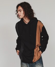 ◆ポンチ切替フーディー