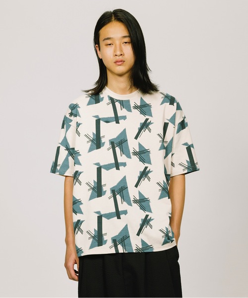 sneeuw（スニュウ）の「コンポジションTシャツ（Tシャツ/カットソー・レディース・ライトグレー/ベージュ・1/3）」の2枚目の写真