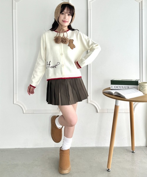 SOLLON.(ソルロン)の「ワンポイントベアバイカラーカーディガン(カーディガン/ボレロ・レディース・アイボリー/グレー/ブラック・FREE)」の9枚目の写真