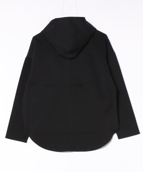 TITE IN THE STORE(ティテ インザ ストア)の「エンボスロゴポンチフーディパーカー(パーカー・レディース・チャコールグレー/ブラック・38)」の3枚目の写真
