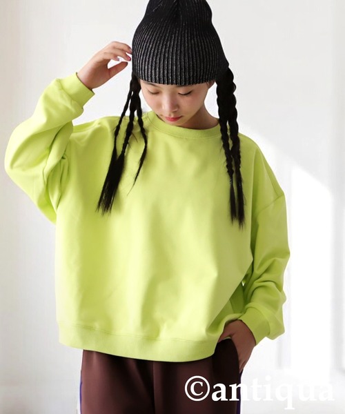 antiqua（アンティカ）の「ショート丈トップス（スウェット・キッズ・チャコールグレー/スミクロ/ネイビー/ブラック/ライトグリーン/ホワイト・140/160/150）」の5枚目の写真