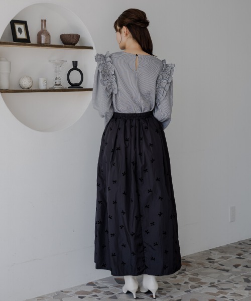 slattgir(スラットジール)の「高身長 ショルダーフリルグレンチェックブラウス(トールサイズ)fifiean(シャツ/ブラウス・レディース・ブラウン系/ホワイト系・5L/4L/3L/LL/L/M)」の20枚目の写真
