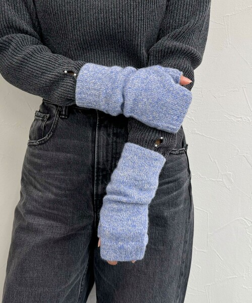 COSY(コージー)の「【COSY/コージー】ウールフィンガーレスグローブ(手袋・レディース・サックスブルー/グレイッシュベージュ/オレンジ・FREE)」の1枚目の写真
