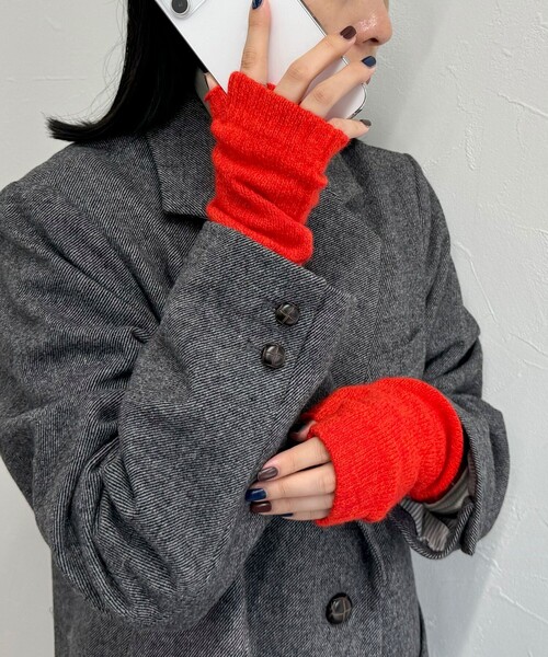 COSY(コージー)の「【COSY/コージー】ウールフィンガーレスグローブ(手袋・レディース・サックスブルー/グレイッシュベージュ/オレンジ・FREE)」の4枚目の写真