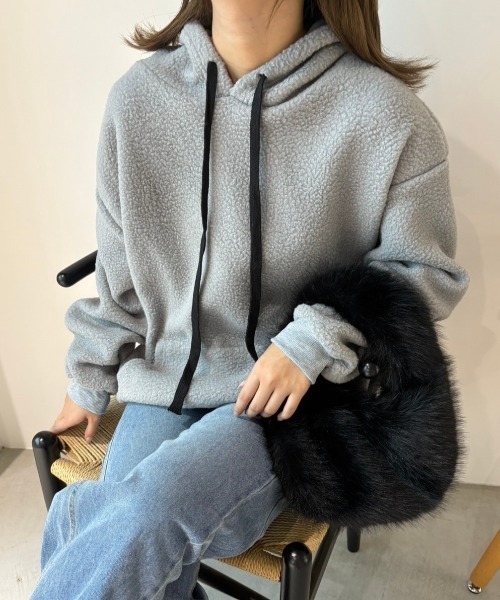 paravion（パラビオン）の「ボアプルオーバー（パーカー・レディース・ホワイト/ブラック/グレー・FREE）」の4枚目の写真