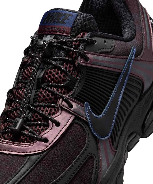 IENA NIKE/ナイキ ウィメンズ ズームボメロ5 UT HQ4052 NIKE公式】ナイキ ズーム ボメロ 5 ウィメンズシューズ