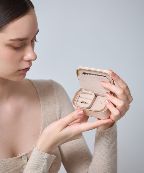 ete（エテ）の「【ZOZOTOWN限定】 マイフェイバリットポーチ（ラッピングキット・レディース・オレンジ・FREE）」の5枚目の写真