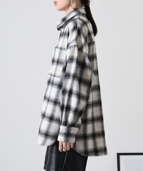 atONE(アットワン)の「起毛チェックロングシャツ(シャツ/ブラウス・レディース・オフホワイト/ブラック/ネイビー/ブラウン・F)」の14枚目の写真
