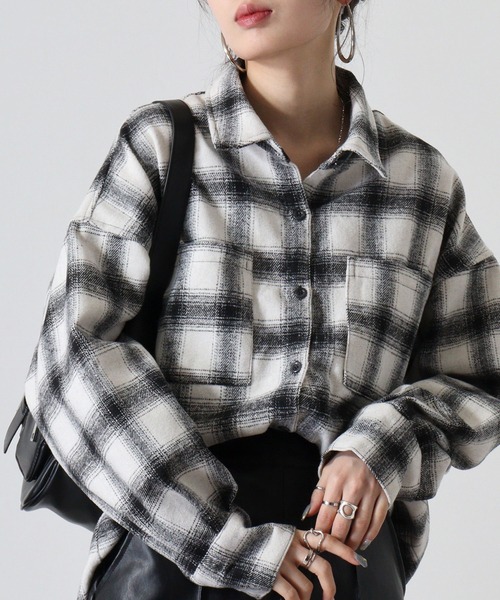 atONE(アットワン)の「起毛チェックロングシャツ(シャツ/ブラウス・レディース・オフホワイト/ブラック/ネイビー/ブラウン・F)」の22枚目の写真
