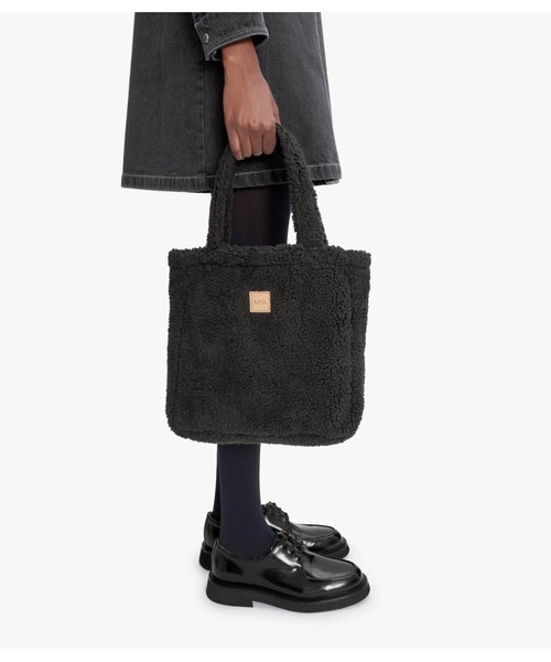 A.P.C.（アーペーセー）の「TOTELOUMINI（トートバッグ・レディース・ブラック/オフホワイト・ONESIZE）」の7枚目の写真