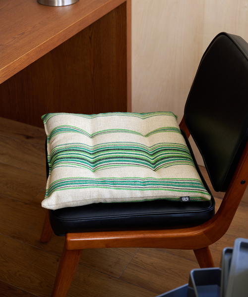 ACME FURNITURE（アクメファニチャー）の「Vintage Fabric Seat Cushion　シートクッション（クッション/クッションカバー・レディース・B/A/C/D・FREE）」の3枚目の写真