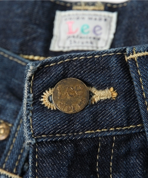 Heather（ヘザー）の「まいぷぅ×Heather×Lee トリプルコラボデニム  566966（デニムパンツ・レディース・ライトブルー/ブルー・SMALL/MEDIUM）」の16枚目の写真