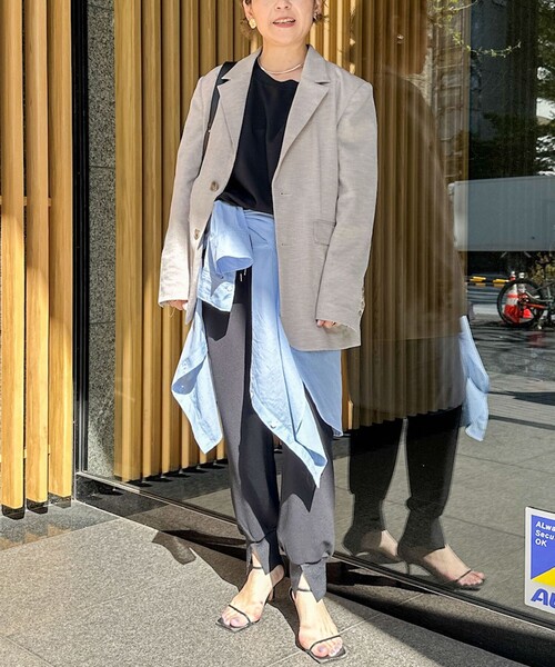 Rie Miller（リエミラー）の「《セットアップ対応》リネンライクシングルジャケット（テーラードジャケット・レディース・ライトグレー/ベージュ・38）」の4枚目の写真