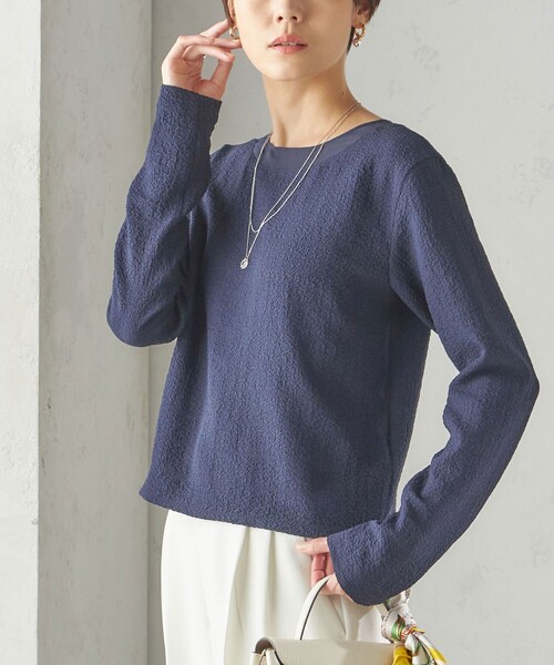 SHIPS(シップス)の「〈手洗い可能〉シアー ネック ポコビュー TEE ブラウス(シャツ/ブラウス・レディース・オフホワイト/ネイビー・ONE SIZE)」の2枚目の写真