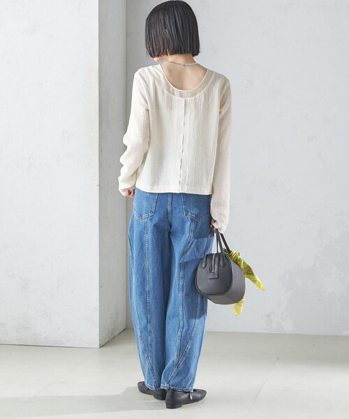 SHIPS(シップス)の「〈手洗い可能〉シアー ネック ポコビュー TEE ブラウス(シャツ/ブラウス・レディース・オフホワイト/ネイビー・ONE SIZE)」の6枚目の写真