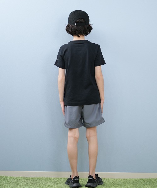 NIKE(ナイキ)の「NIKE/ナイキ ICON WOVEN SHORT キッズ ショーツ 86L978(その他パンツ・キッズ・エメラルド/ブラック/スモークグレー・4:105cm/5:110cm/6:115cm/7:120cm)」の16枚目の写真