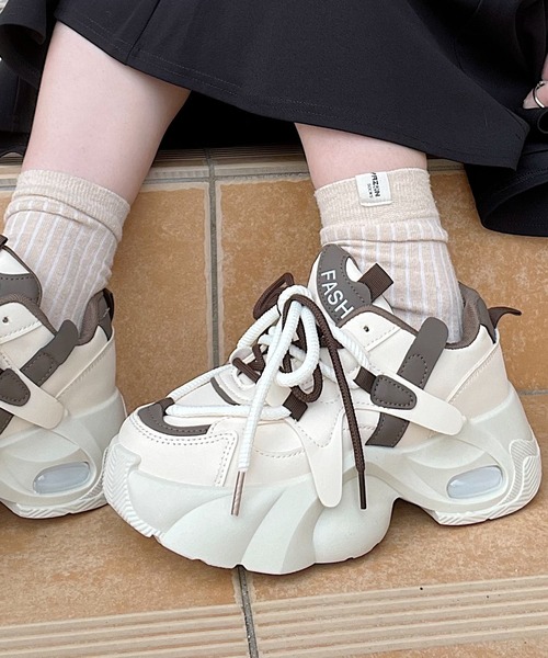 Nana(ナナ)（ナナ）の「ギザギザソールスニーカー（スニーカー