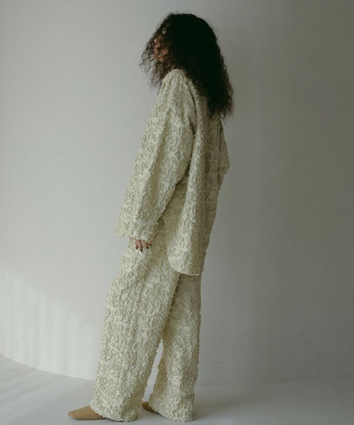 ETRE TOKYO(エトレトウキョウ)の「カットジャガードセミワイドパンツ(その他パンツ・レディース・オフホワイト/ベージュ・S/M)」の17枚目の写真