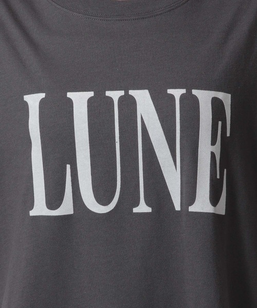 LAKOLE（ラコレ）の「アソートフロッキーロゴTEE / 324407（Tシャツ/カットソー・レディース・チャコールグレー/オフホワイト/ピンク/オレンジ/ネイビー・FREE）」の8枚目の写真