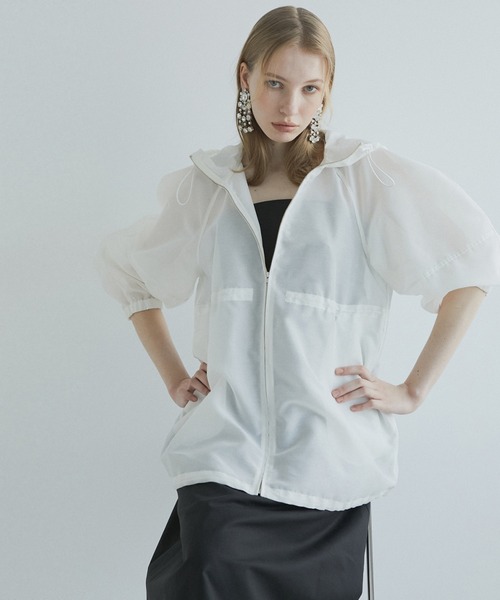 LE CIEL BLEU（ルシェルブルー）の「シアーボリュームブルゾン / Sheer Volume Blouson（ブルゾン・レディース・ブラック/オフホワイト・36）」の4枚目の写真