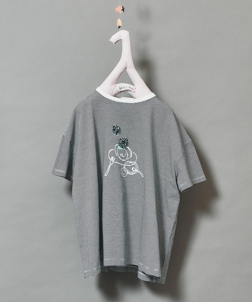 l'atelier du savon(アトリエドサボン)の「おやつの時間 テープ刺繍Tシャツ(Tシャツ/カットソー・レディース・ブラック/その他/レッド・FREE)」の6枚目の写真