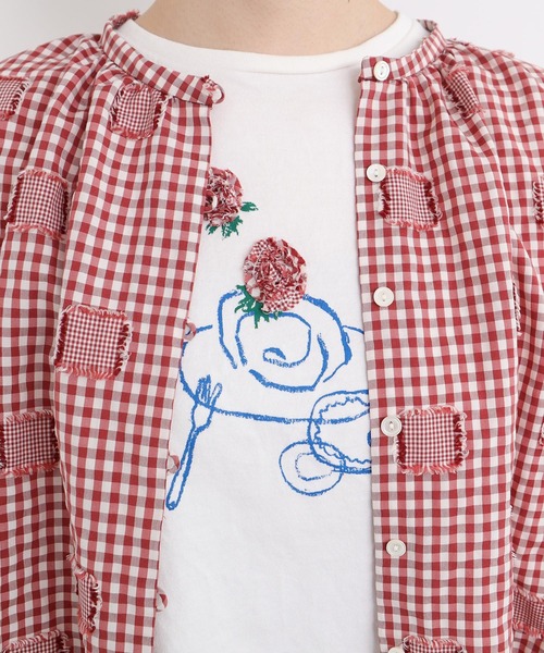 l'atelier du savon(アトリエドサボン)の「おやつの時間 テープ刺繍Tシャツ(Tシャツ/カットソー・レディース・ブラック/その他/レッド・FREE)」の21枚目の写真