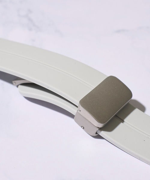 ADPOSION（アドポーション）の「【zandy / ズィー・アンド・ワイ】シリコンマグネットバックル&ツートンフレームケース（デジタル腕時計・レディース・ライトグレー/チャコールグレー/カーキ/ブラック/レインボー・MEDIUM/SMALL）」の18枚目の写真