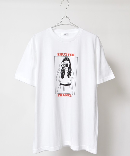 RGY(アールジーワイ)の「【RGY】SHUTTER CHANCE デザインプリントTシャツ(Tシャツ/カットソー・レディース・オートミール/ホワイト・LARGE/MEDIUM)」の3枚目の写真