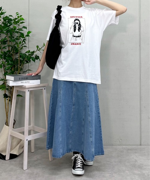 RGY(アールジーワイ)の「【RGY】SHUTTER CHANCE デザインプリントTシャツ(Tシャツ/カットソー・レディース・オートミール/ホワイト・LARGE/MEDIUM)」の16枚目の写真