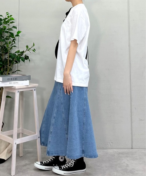 RGY(アールジーワイ)の「【RGY】SHUTTER CHANCE デザインプリントTシャツ(Tシャツ/カットソー・レディース・オートミール/ホワイト・LARGE/MEDIUM)」の18枚目の写真