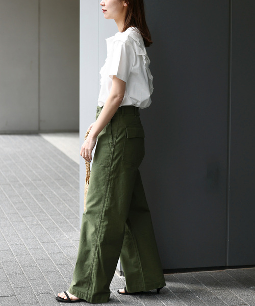 JOURNAL STANDARD relume(ジャーナルスタンダード レリューム)の「《追加》アシンメトリーフリルTEE(Tシャツ/カットソー・レディース・ホワイト/ブラック・FREE)」の13枚目の写真