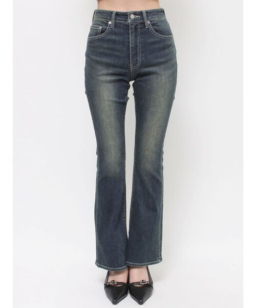 EVRIS（エヴリス）の「ヴィンテージライクストレッチフレアデニムパンツ（デニムパンツ・レディース・インディゴブルー/ブラック・SMALL/MEDIUM）」の17枚目の写真