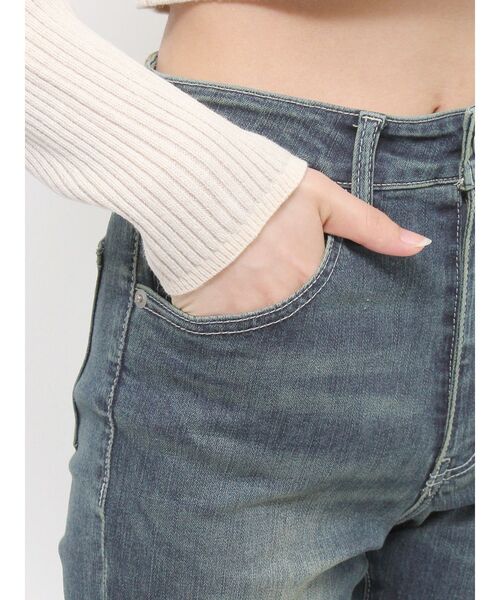 EVRIS（エヴリス）の「ヴィンテージライクストレッチフレアデニムパンツ（デニムパンツ・レディース・インディゴブルー/ブラック・SMALL/MEDIUM）」の22枚目の写真