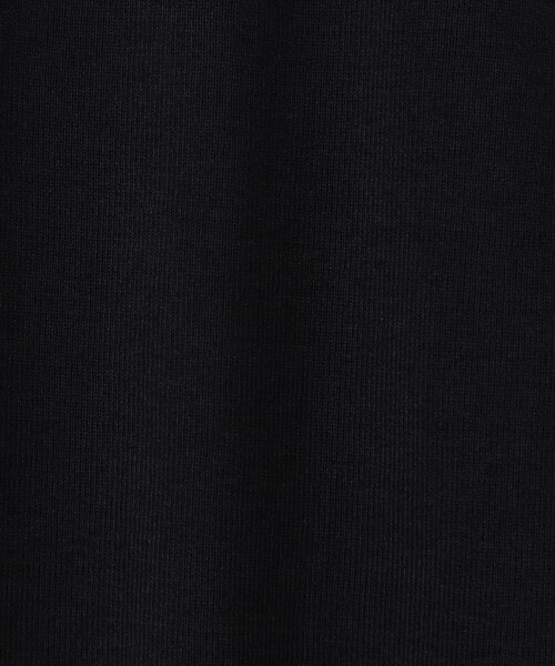 OPAQUE.CLIP（オペークドットクリップ）の「フライスベーシックTシャツ【洗濯機洗い可】（Tシャツ/カットソー・レディース・ネイビー/ホワイト/ブラック/ホワイト系3・42/40/38/36）」の8枚目の写真