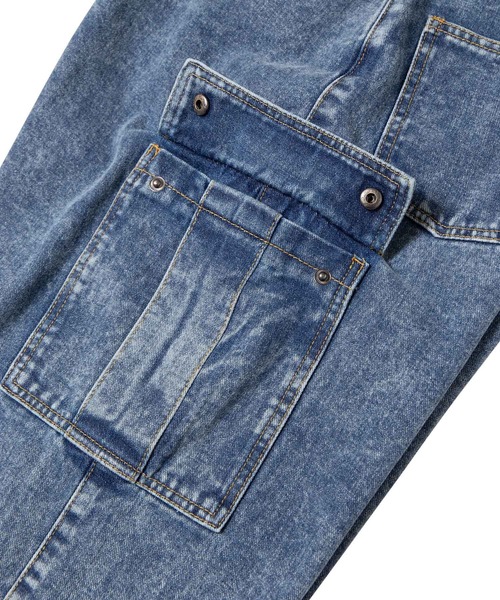 PUNYUS（プニュズ）の「カーゴデニムパンツ（デニムパンツ・レディース・ライトブルー/ブラック・1/2/3/4）」の16枚目の写真