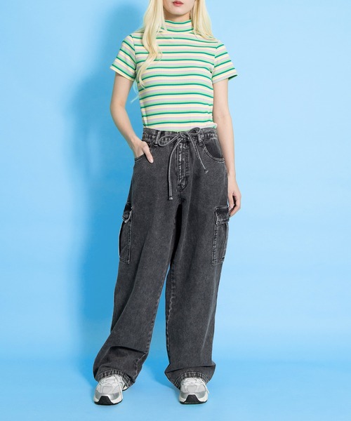 PUNYUS（プニュズ）の「カーゴデニムパンツ（デニムパンツ・レディース・ライトブルー/ブラック・1/2/3/4）」の20枚目の写真