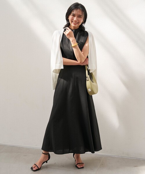 UNFILO(アンフィーロ)の「リネンレーヨン セミフレアスカート(スカート・レディース・ブラック系/ベージュ系/ダークブラウン系/オレンジ系・SMALL/MEDIUM/LARGE/X-SMALL)」の2枚目の写真