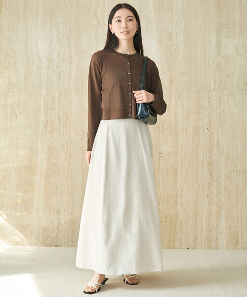 UNFILO(アンフィーロ)の「リネンレーヨン セミフレアスカート(スカート・レディース・ブラック系/ベージュ系/ダークブラウン系/オレンジ系・SMALL/MEDIUM/LARGE/X-SMALL)」の22枚目の写真