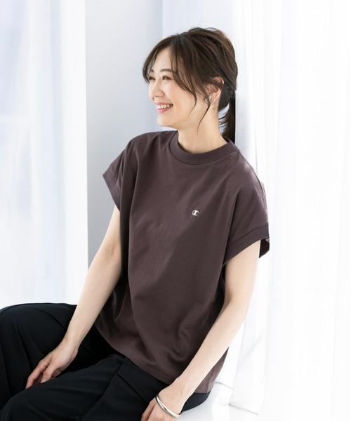 Champion(チャンピオン)の「<champion/UNDOVE>【UVカット/ストレッチ/サマーTシャツ/チャンピオン/カジュアルTシャツ/スポーティ/ゆったり/綿100%/天然素材】ゆったりTシャツ(Tシャツ/カットソー・レディース・チャコール/ホワイト・MEDIUM/X-LARGE/LARGE)」の10枚目の写真