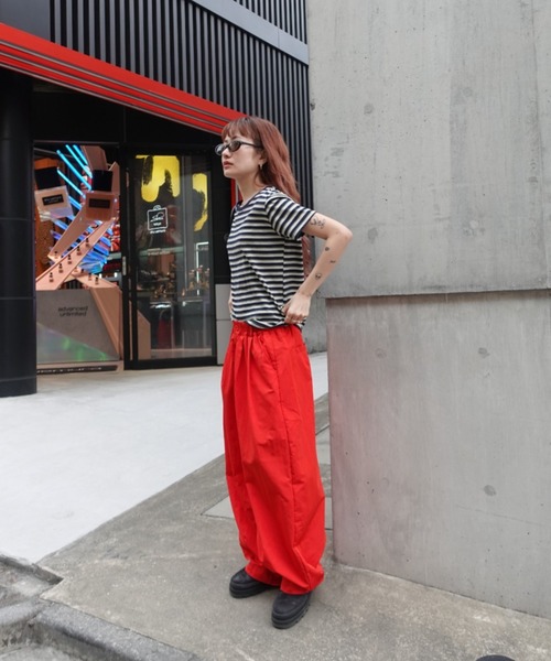 TEEN BOOP（ティーンブープ）の「マルチボーダーコンパクトTee（Tシャツ/カットソー・レディース・ブルー/ブラック/イエロー・FREE）」の6枚目の写真