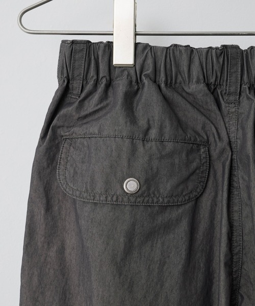 C/N WASHER CURVED FLARE WIDE CARGO（カーゴパンツ）｜WYM