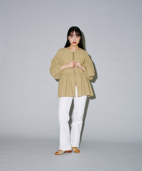terrace（テラス）の「リネンライクバルーンスリーブぺプラムジャケット（カーディガン/ボレロ・レディース・ベージュ/キナリ/ブラック・MEDIUM）」の22枚目の写真