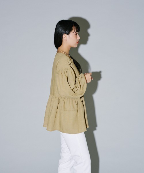 terrace（テラス）の「リネンライクバルーンスリーブぺプラムジャケット（カーディガン/ボレロ・レディース・ベージュ/キナリ/ブラック・MEDIUM）」の19枚目の写真