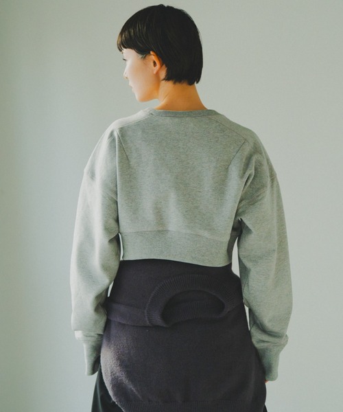lit（リット）の「Dart Cropped Sweat（スウェット・レディース・チャコールグレー/ライトグレー/ネイビー・FREE）」の10枚目の写真