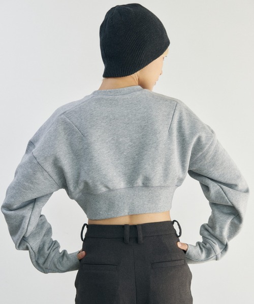 lit（リット）の「Dart Cropped Sweat（スウェット・レディース・チャコールグレー/ライトグレー/ネイビー・FREE）」の5枚目の写真