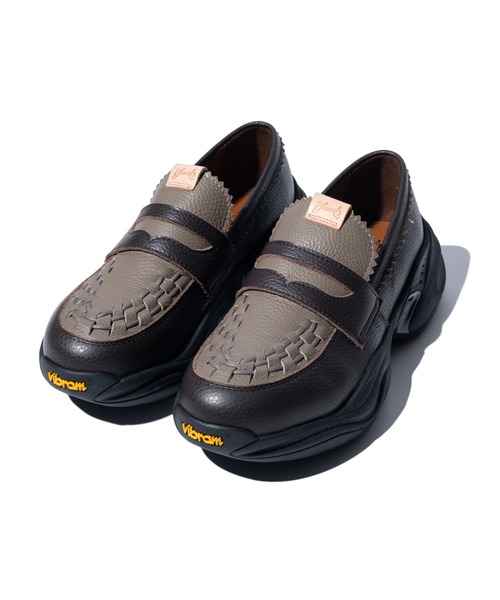 glamb（グラム）の「Field Penny Loafer / フィールドペニーローファー（ローファー・メンズ・ブラウン/ブラック・25.5/26.5/27.5/28.5）」の2枚目の写真