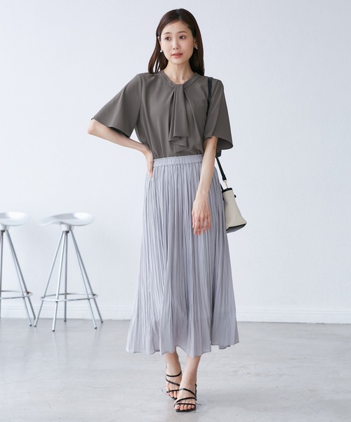 ROPE' PICNIC（ロペピクニック）の「メタルパーツフロントフリルタイブラウス/通勤対応（シャツ/ブラウス・レディース・ホワイト/ピンク/ベージュ/サックスブルー/チャコールグレー・36/38）」の7枚目の写真