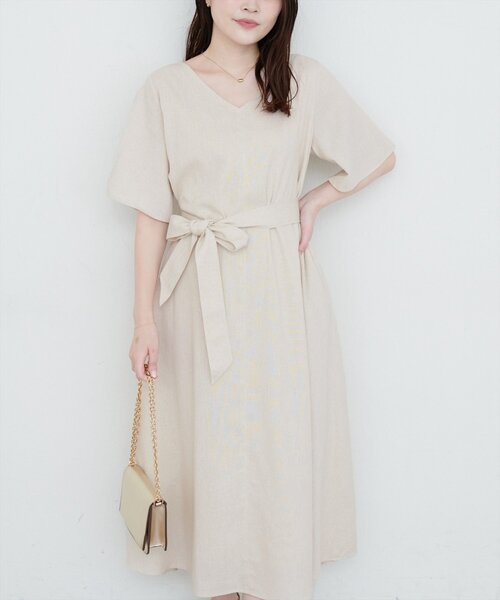 natural couture(ナチュラルクチュール)の「選べる袖丈前後2WAYベルト付きワンピース(ワンピース・レディース・ブラック/ライトベージュ/ブルー/ブラウン/レッド・フリ-/FREE)」の3枚目の写真