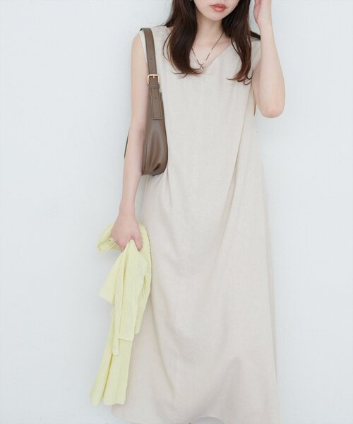 natural couture(ナチュラルクチュール)の「選べる袖丈前後2WAYベルト付きワンピース(ワンピース・レディース・ブラック/ライトベージュ/ブルー/ブラウン/レッド・フリ-/FREE)」の19枚目の写真